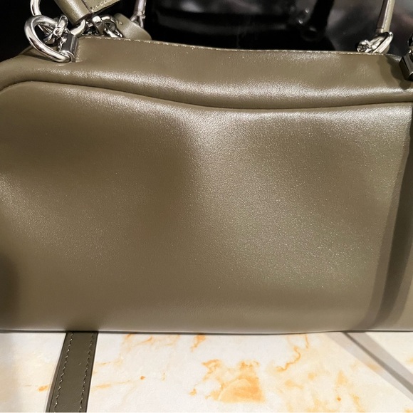 Michael Kors Olive and Silver Star Crossbody Bag - Picture 5 of 9